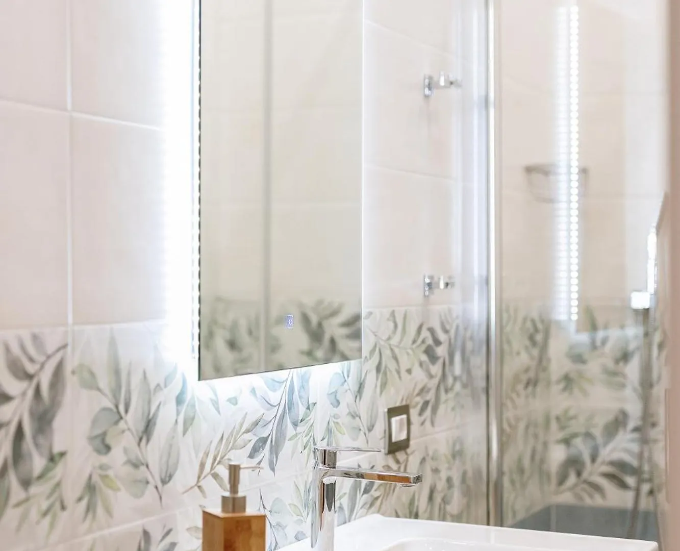 Botanic Apartments - Rooms Naples Italy