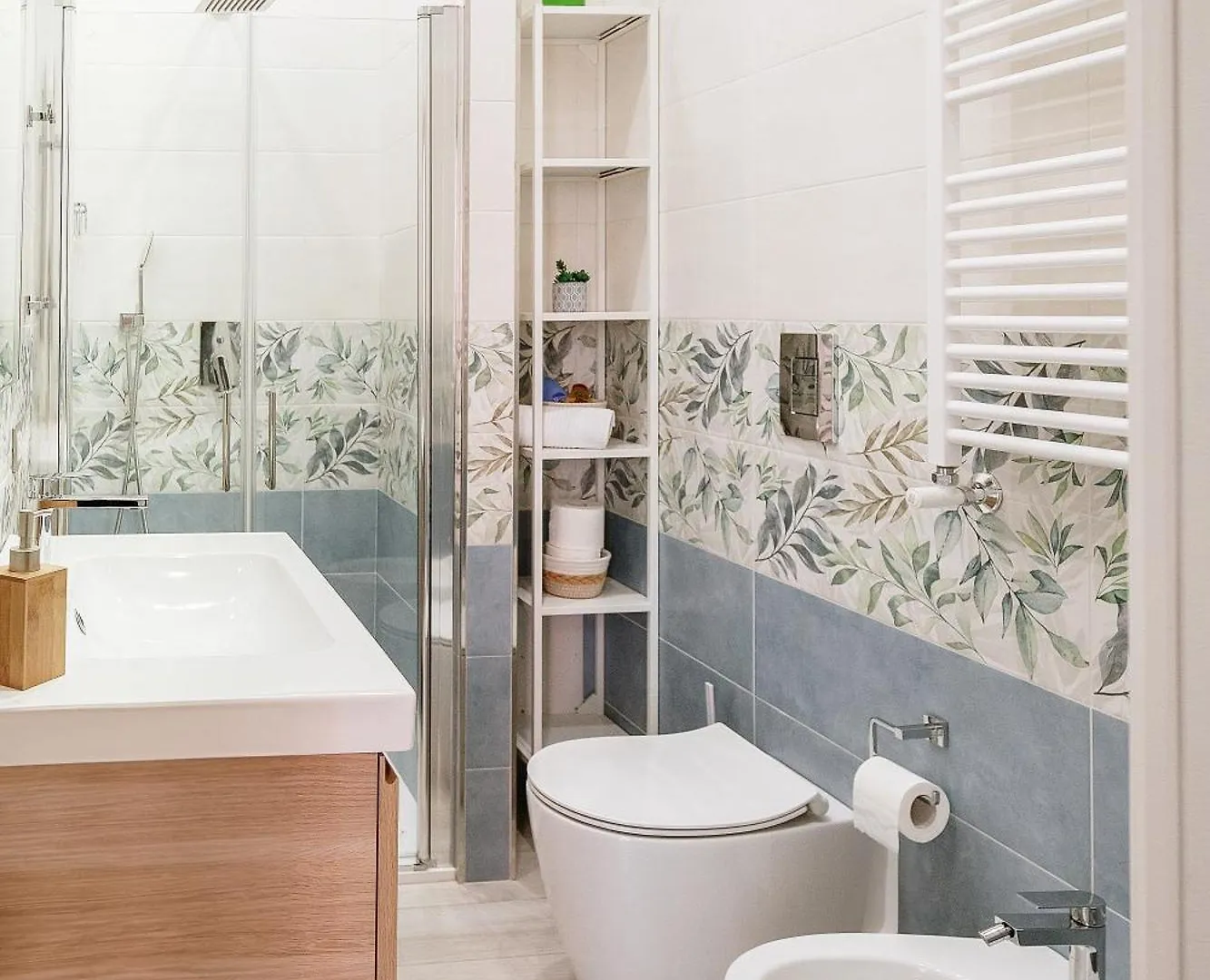 Botanic Apartments - Rooms Naples Italy